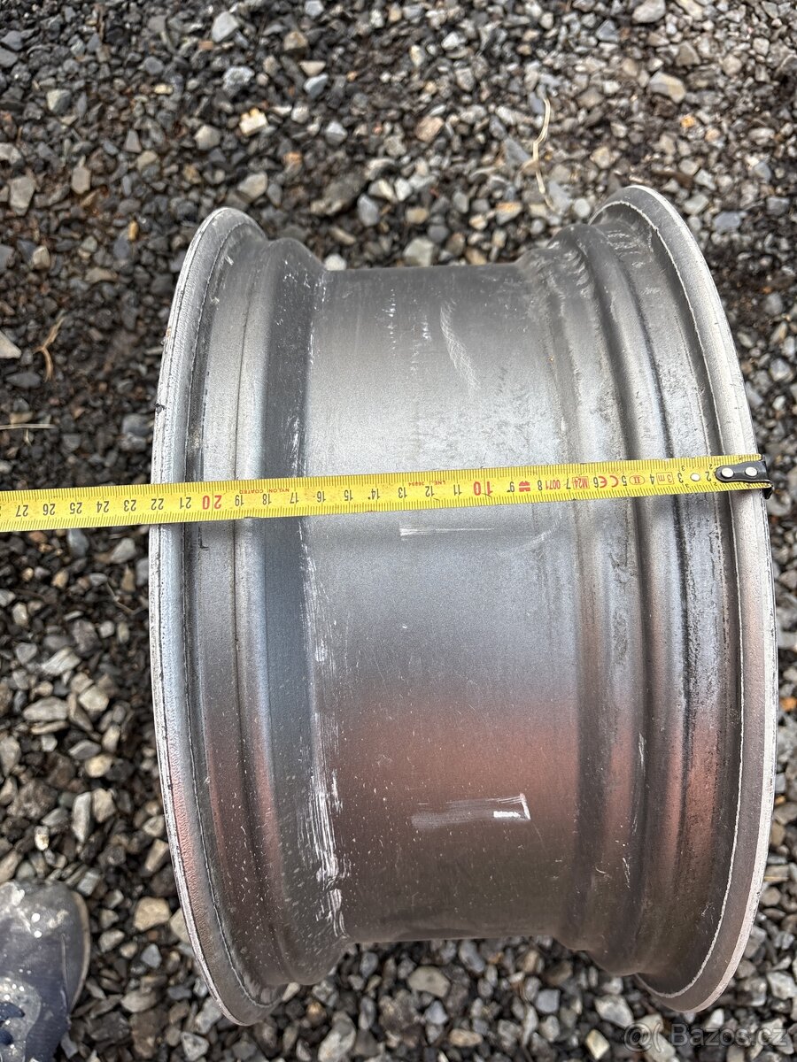 Barely kol bbs 17 - 4