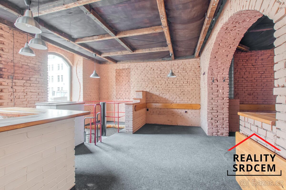 Pronájem komerčního prostoru, 212 m2, ul. Pobialova, Ostrava - 4