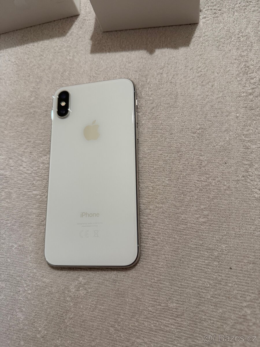 IPhone X 256 GB, velmi dobrý stav, vše funkční, baterie 73% - 4
