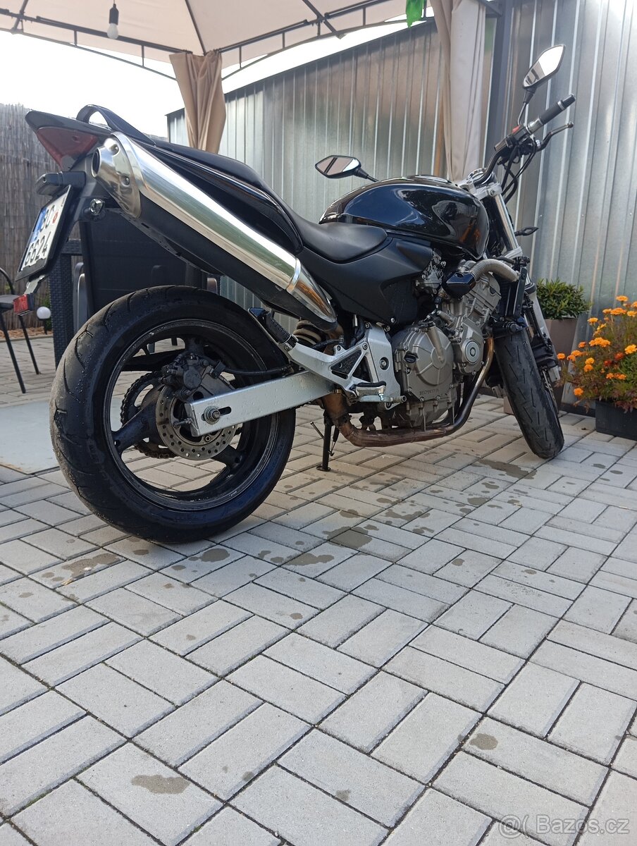 Honda Hornet - 4