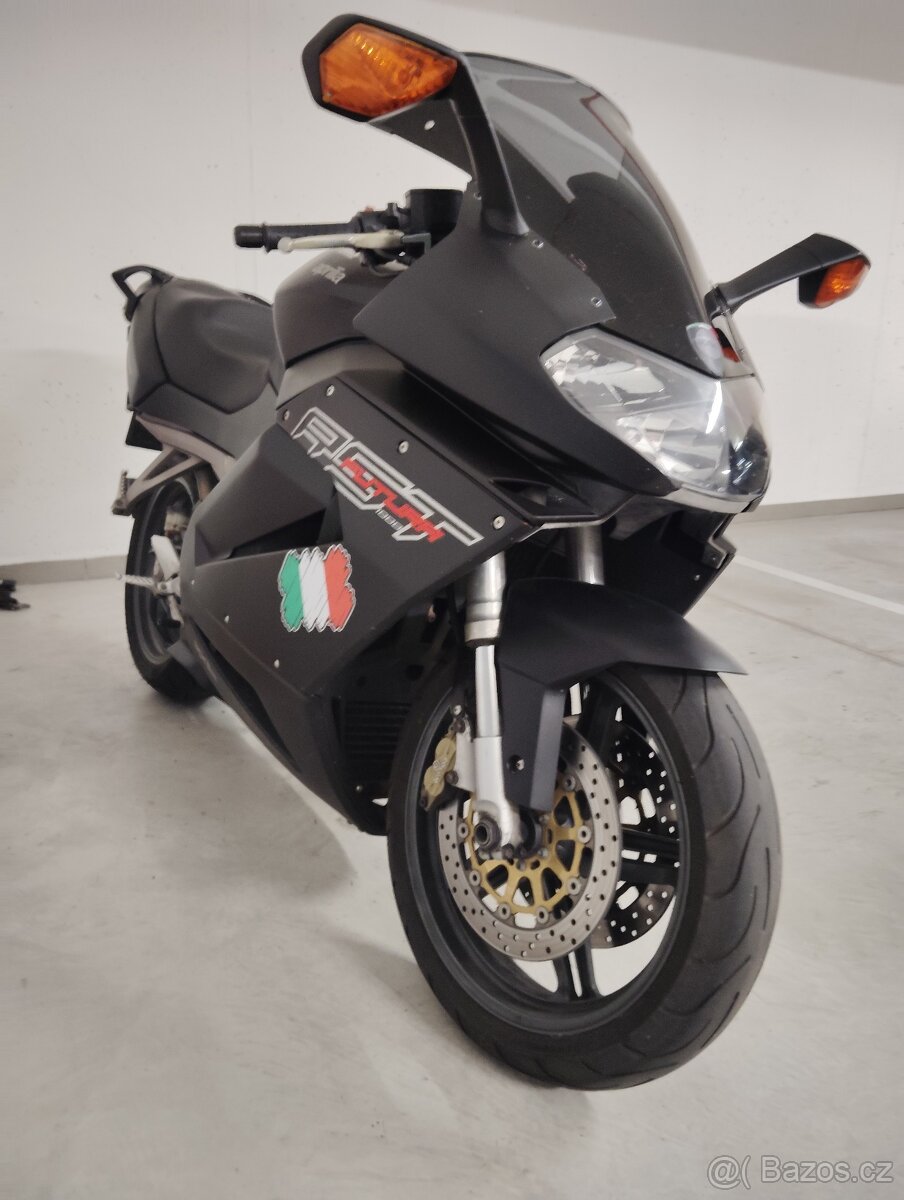 Aprilia RST 1000 Futura - 4