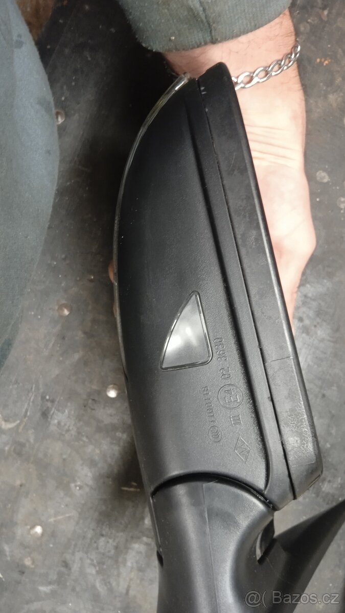 Levé zrcátko Octavia ii - 4