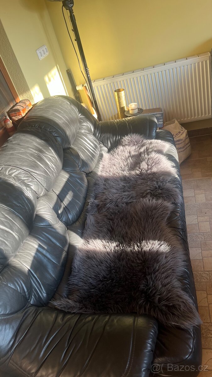 Kožená černá trojmístná sedačka - 4