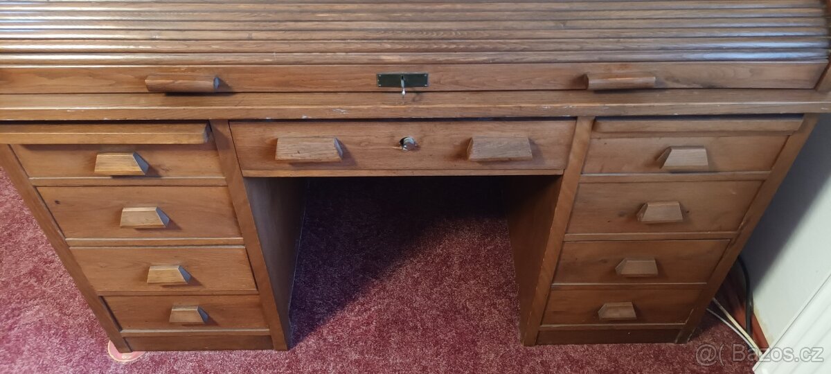 Psací stůl s roletkou - 4