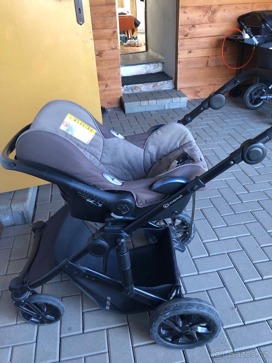 Kočárek + autosedačka - 4