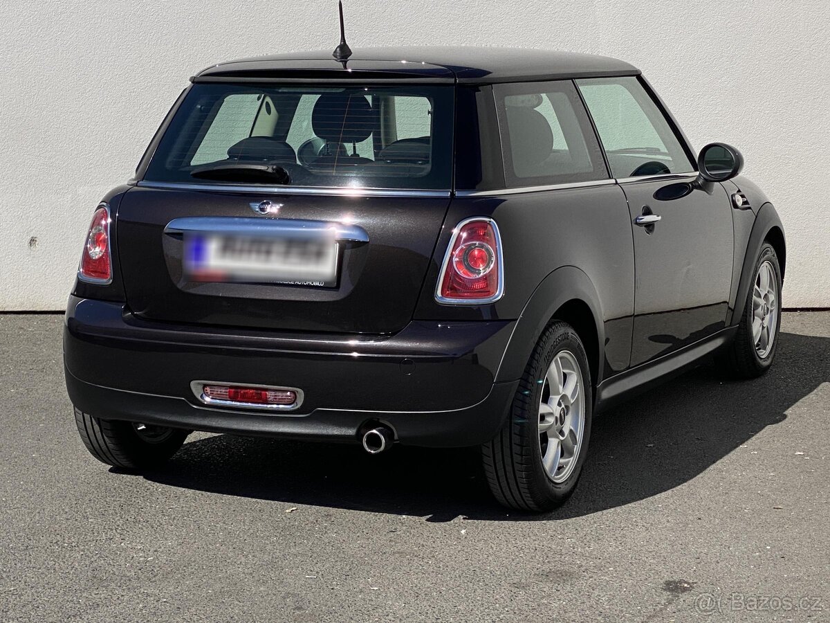 Mini One 1.6i , 55 kW benzín, 2013 - 4