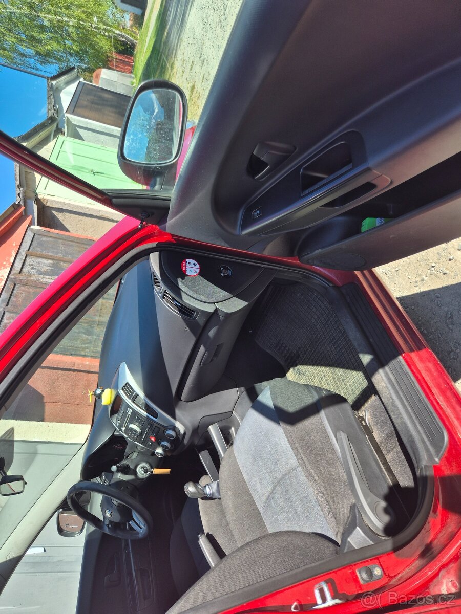 Kia ceed 1,4 benzin 2010 - 4