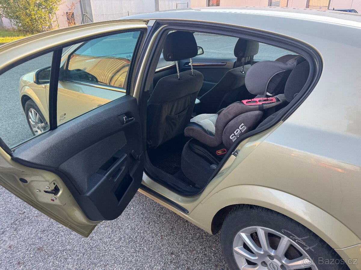 OPEL ASTRA H 1.6i 77Kw - 4