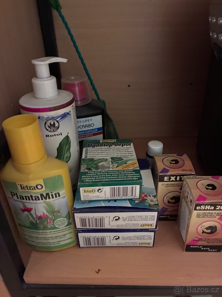 Akvárko s příslušenstvím - 4