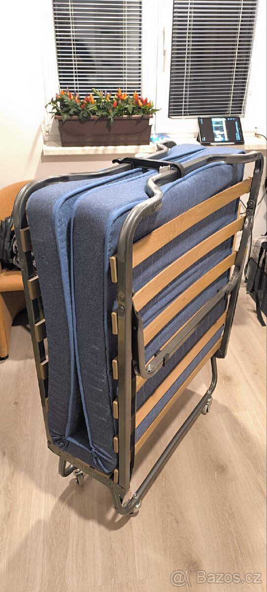 Skládací postel pro hosty - 4