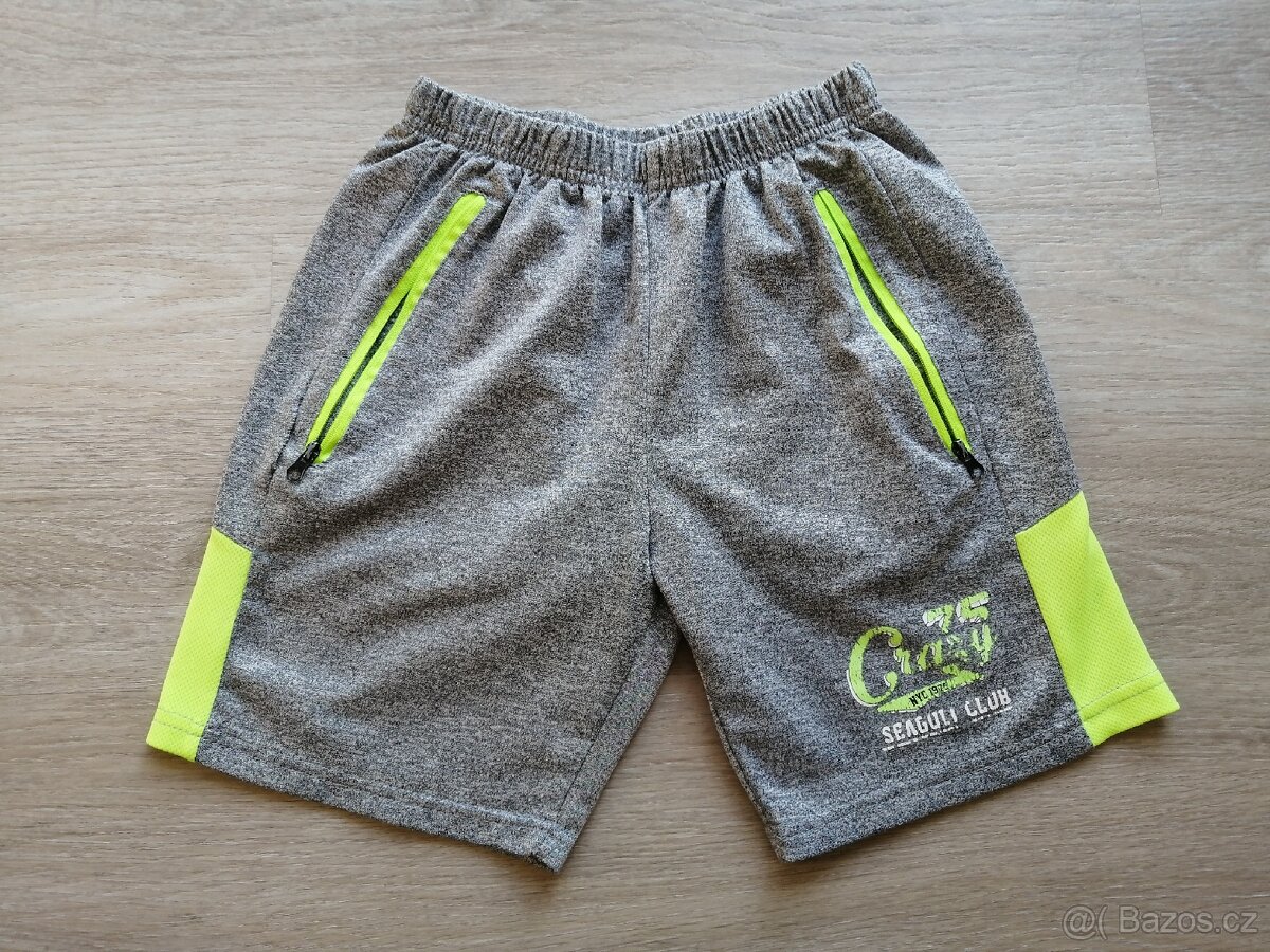 CHLAPECKÉ TEPLÁKY A KRAŤASY - 4