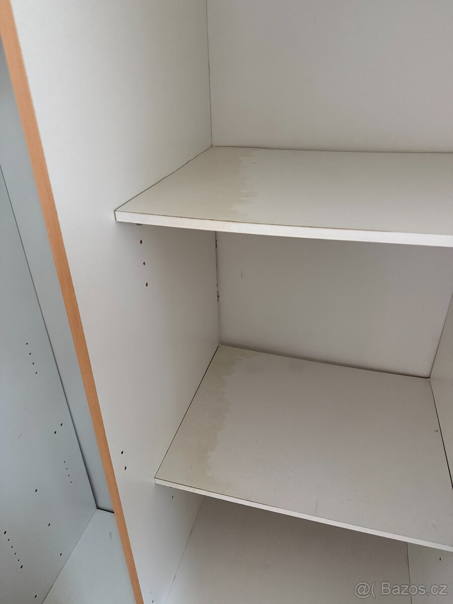 Šatní skříň 200×100×52 cm - 4