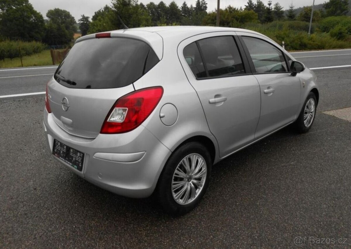 Opel Corsa 1,4 64 kW KLIMA Serviska benzín - 4
