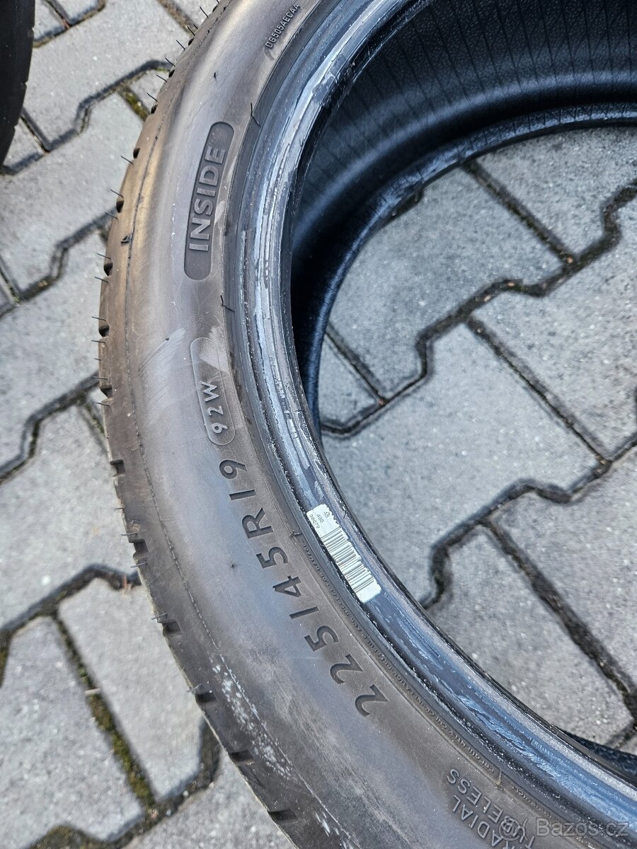 Letní pneu Dunlop 225/45/19 - 4