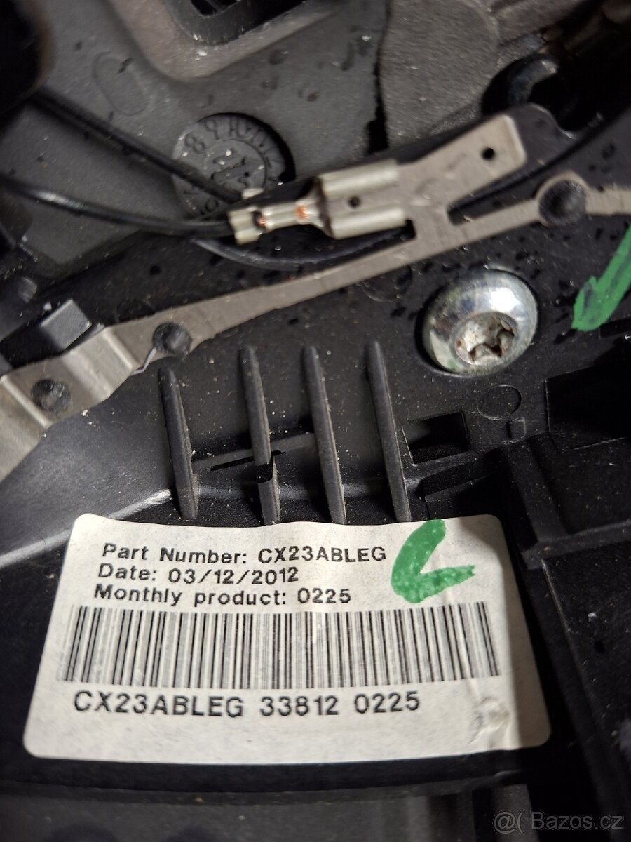 Volant Jaguar XF - 4