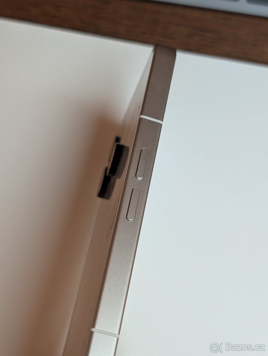 Nothing Phone (3) 256/12GB - 4