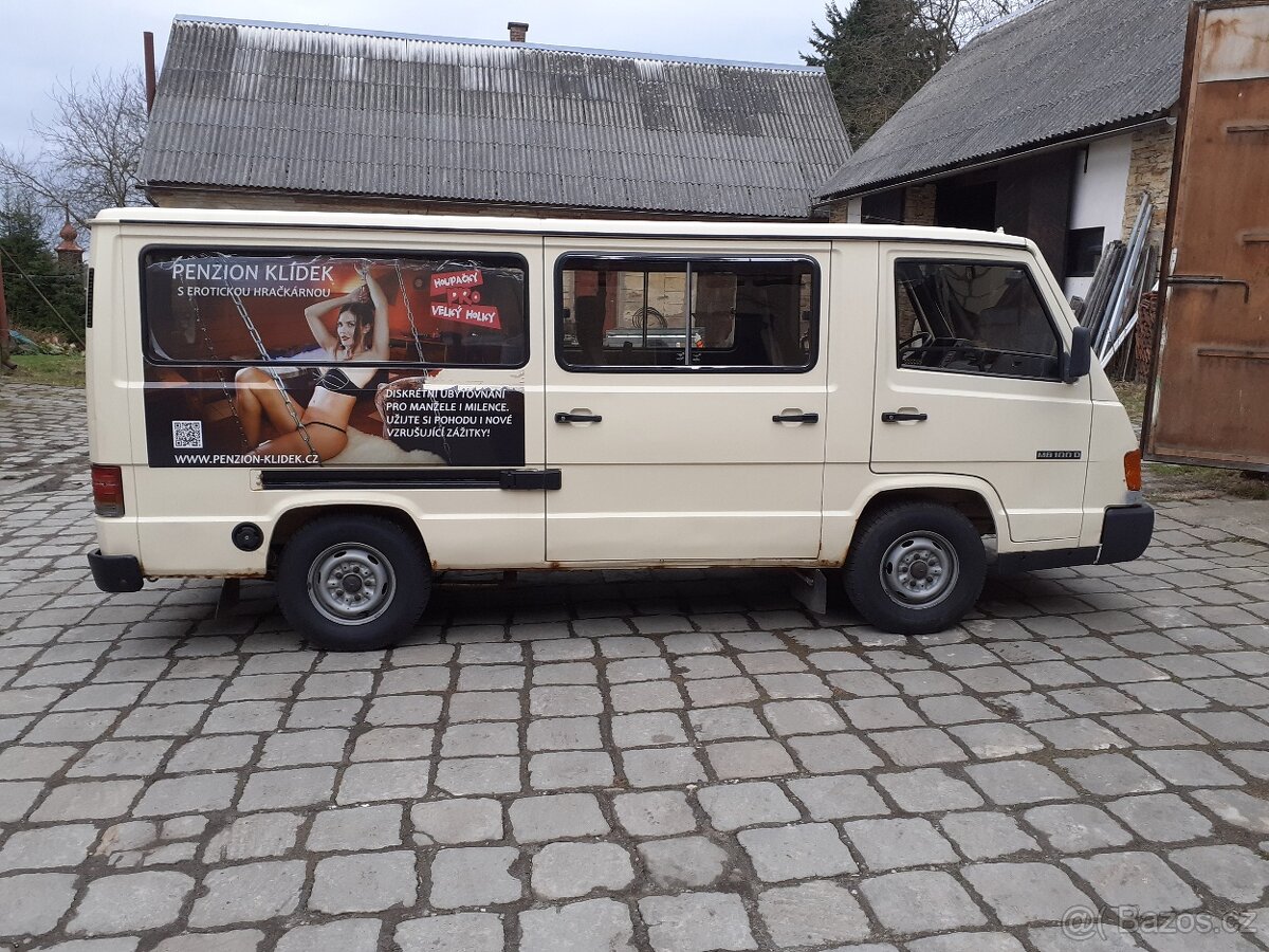 Mercedes BENZ 100D - 4