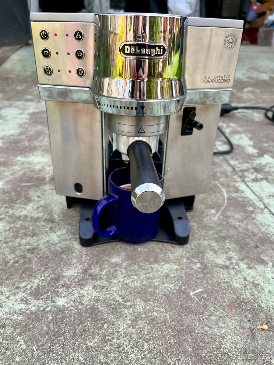 Kávovar DeLonghi - 4