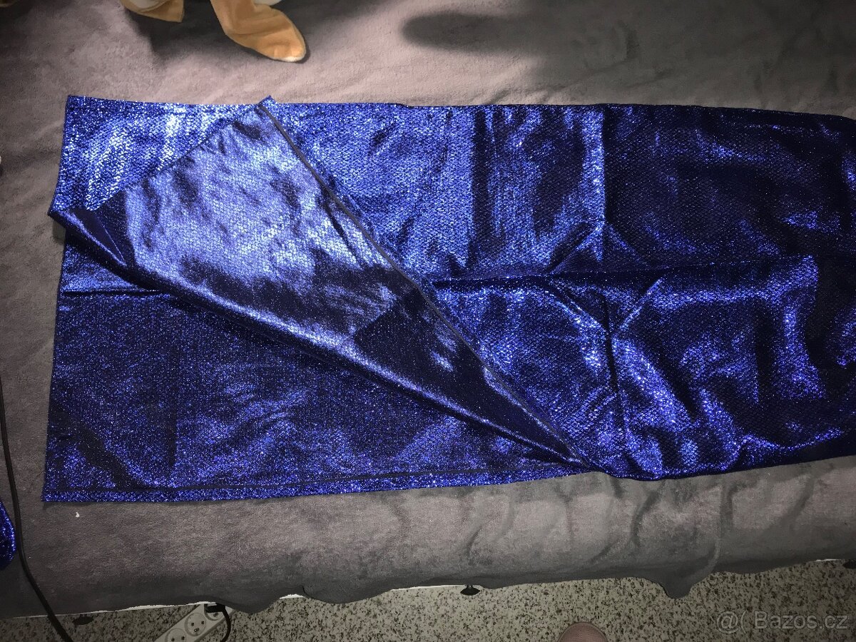 Dlouhé plesové šaty - 4