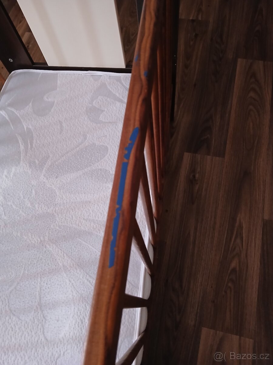 Dětská postýlka s matrací - 4