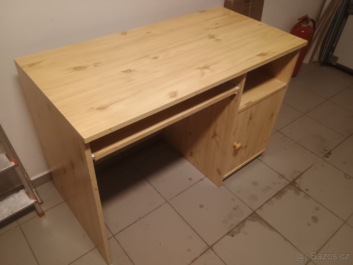 PC stůl a odkladní stolek - 4