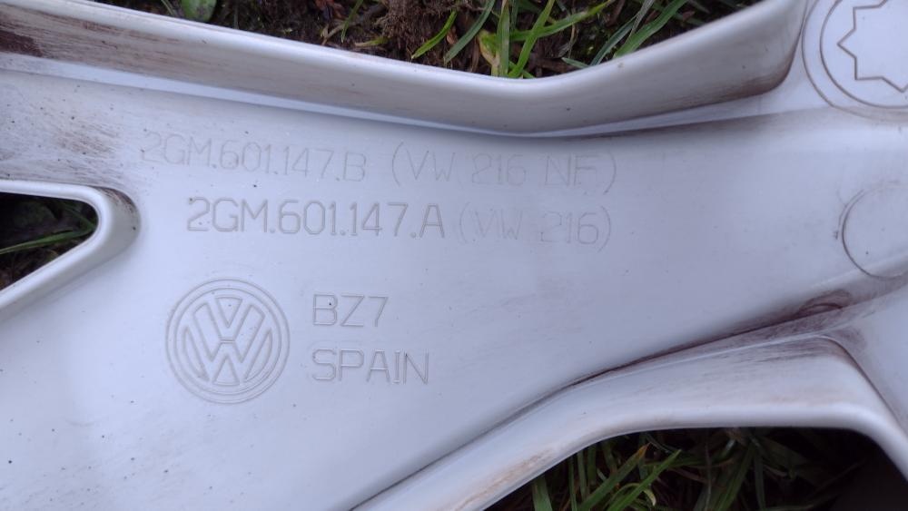 Originál poklice VW R16 - 4