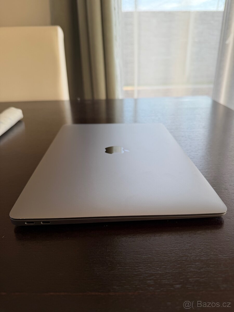 MacBook Air 13” retina (2019) - 4