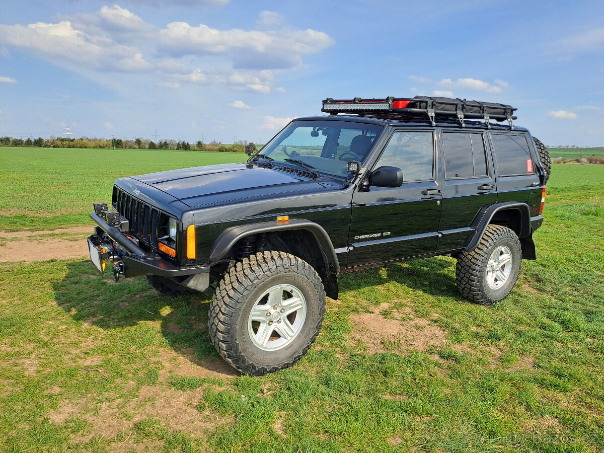 Jeep Cherokee, XJ 4.0, 2001, 120 tisíc km