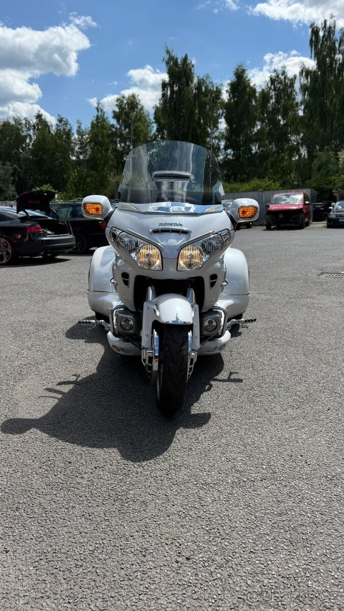 Honda Gold Wing GL1800 Trike - 4
