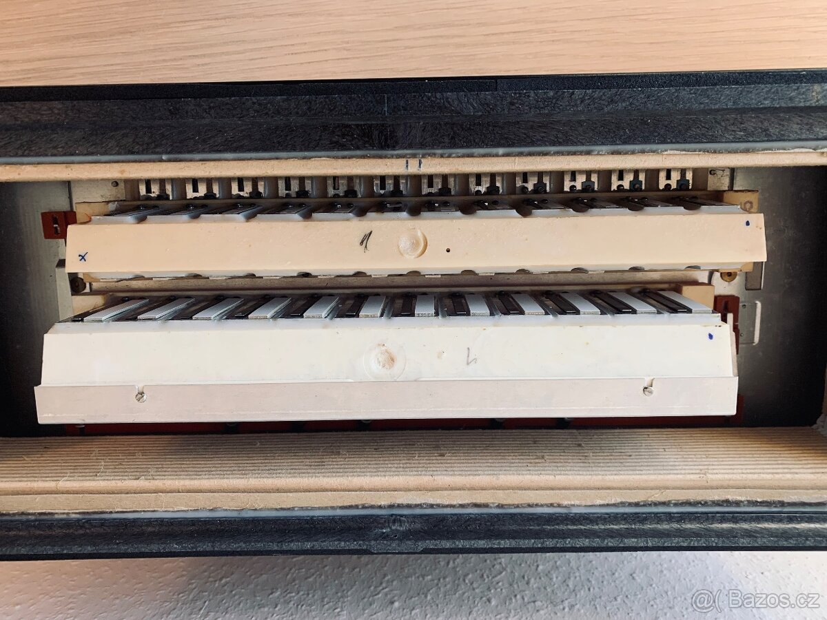 Akordeon Weltmeister Grandina 120 - 4