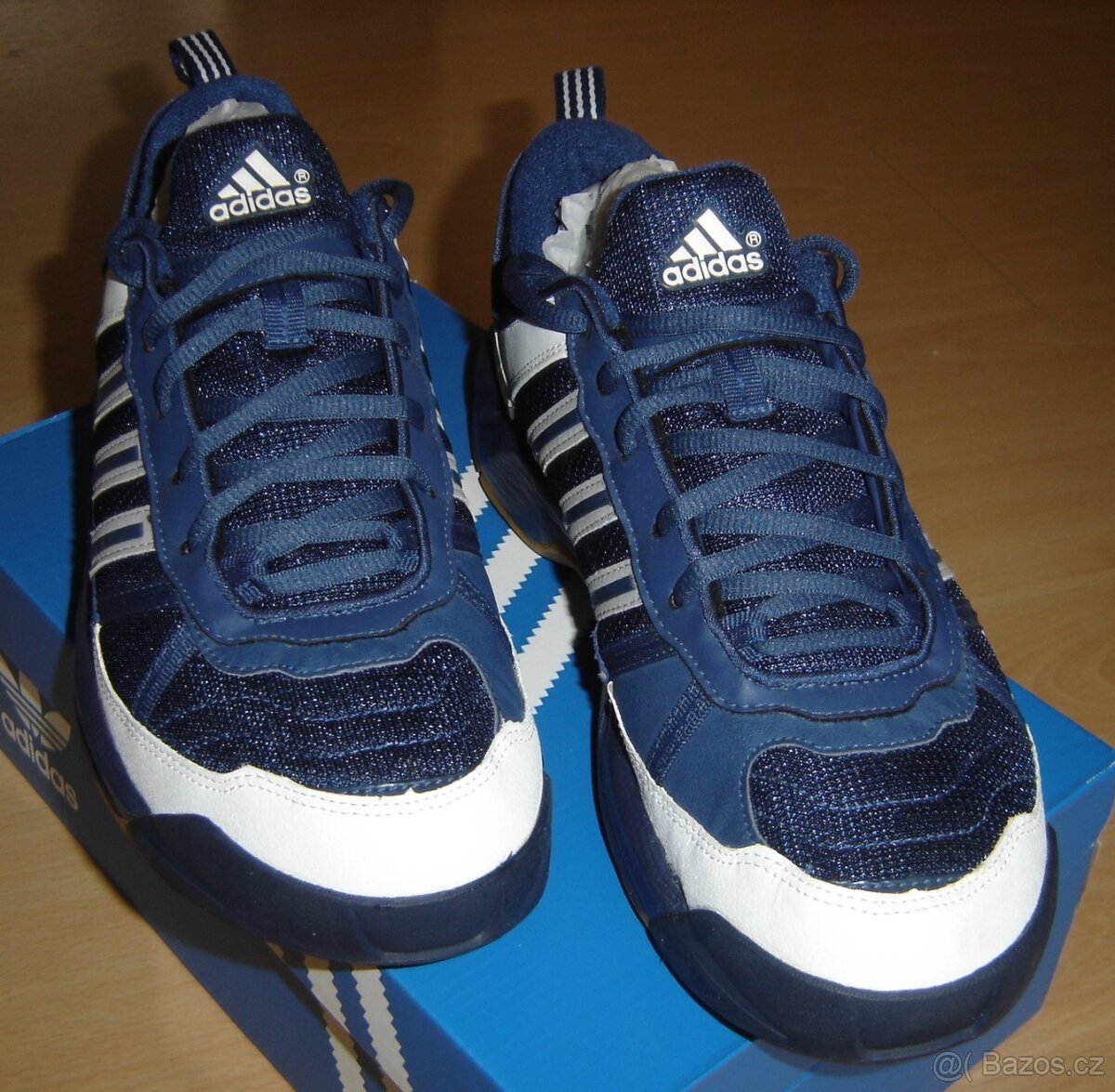 Adidas nové tenisky original na"sálové sporty" vel .9,5 - 4