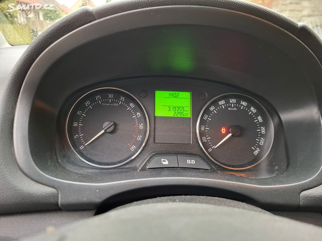 Škoda Fabia 2 facelift 2012 havarovaná 1.4tdi - 4