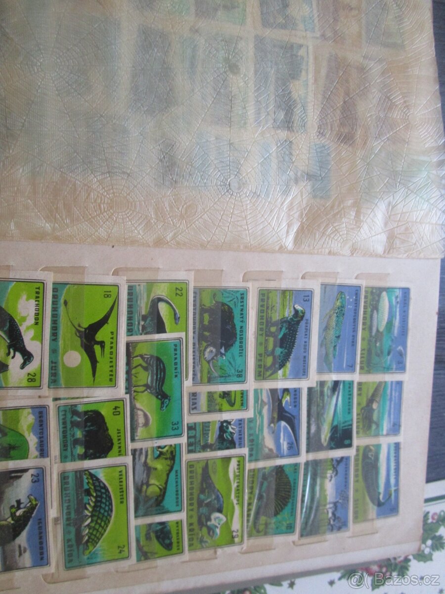 staré album -nálepky od sirek - 4