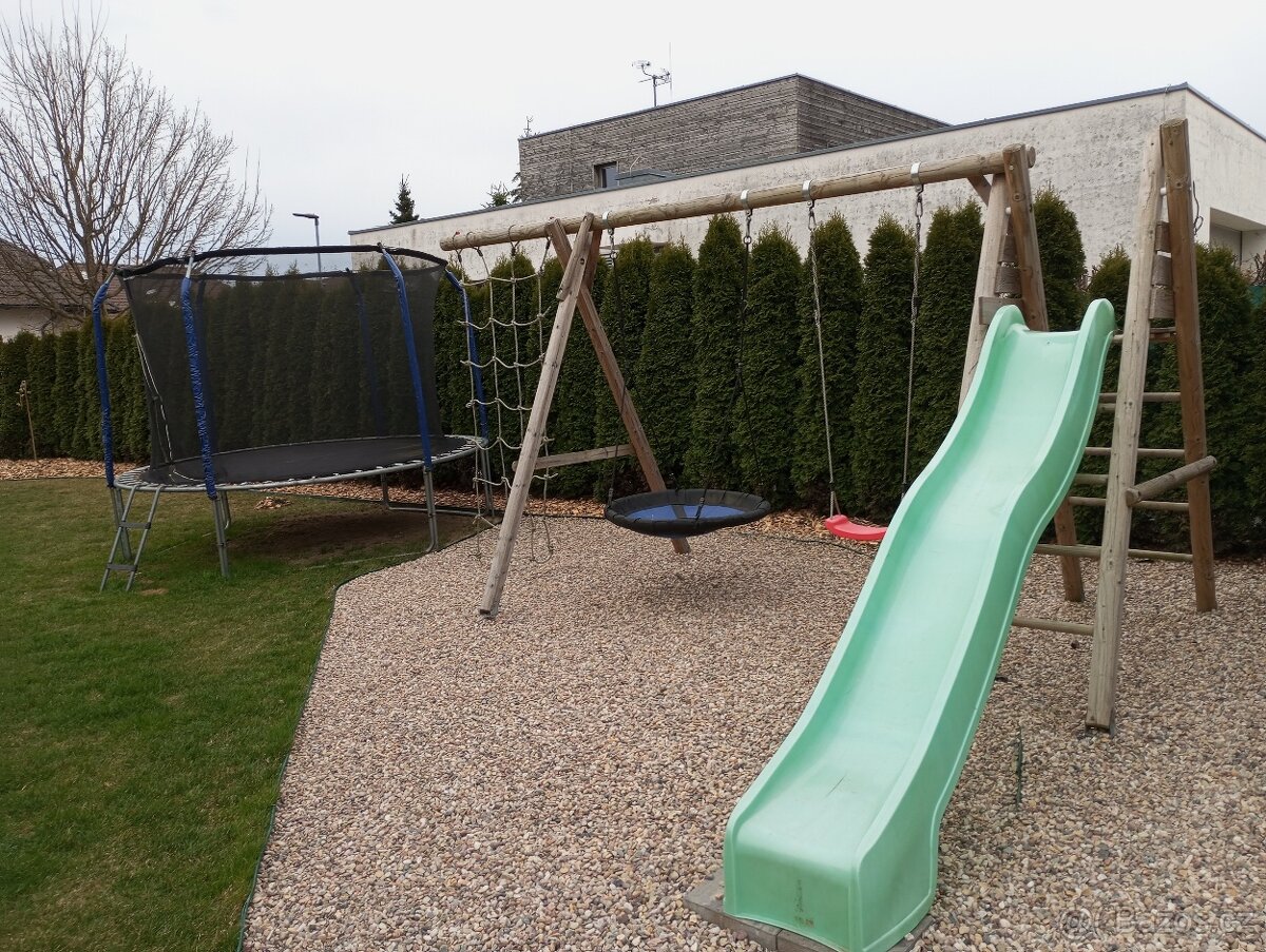 dětské hřiště - 4
