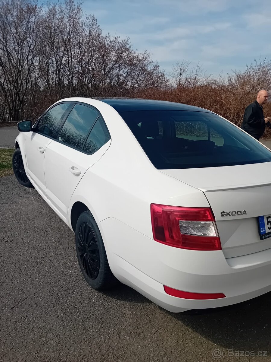Prodám Škoda Octavia III 2.0 l diesel 4x4 kupé, 110kW - 4