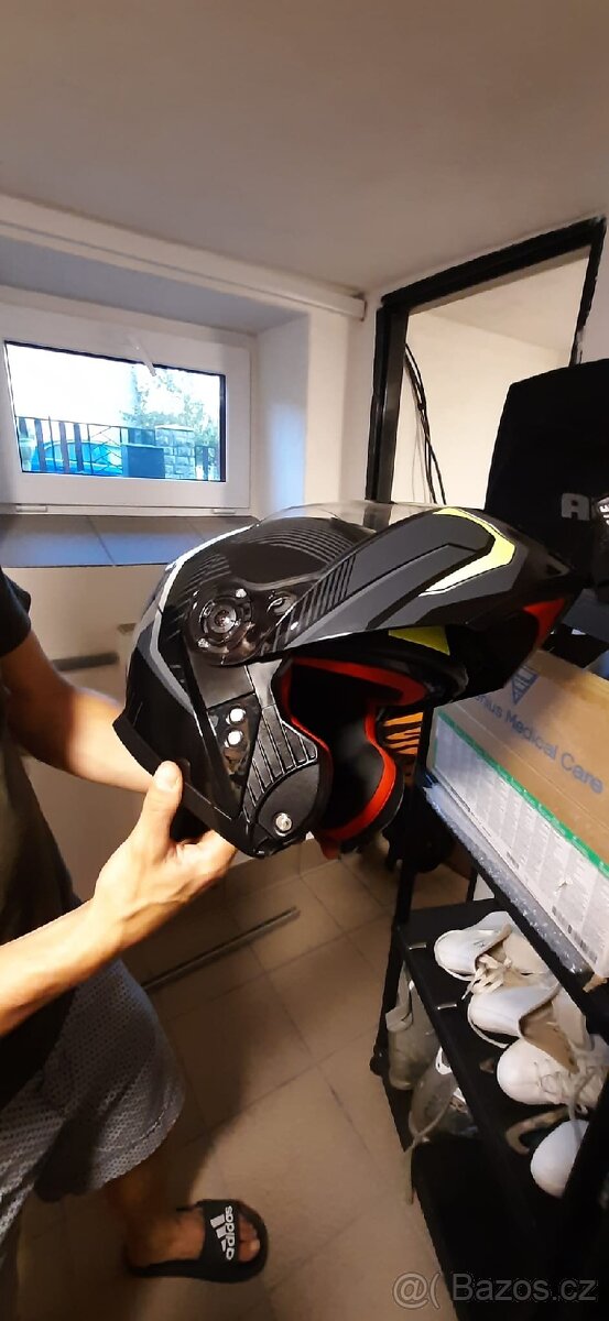 Helma na motorku - 4