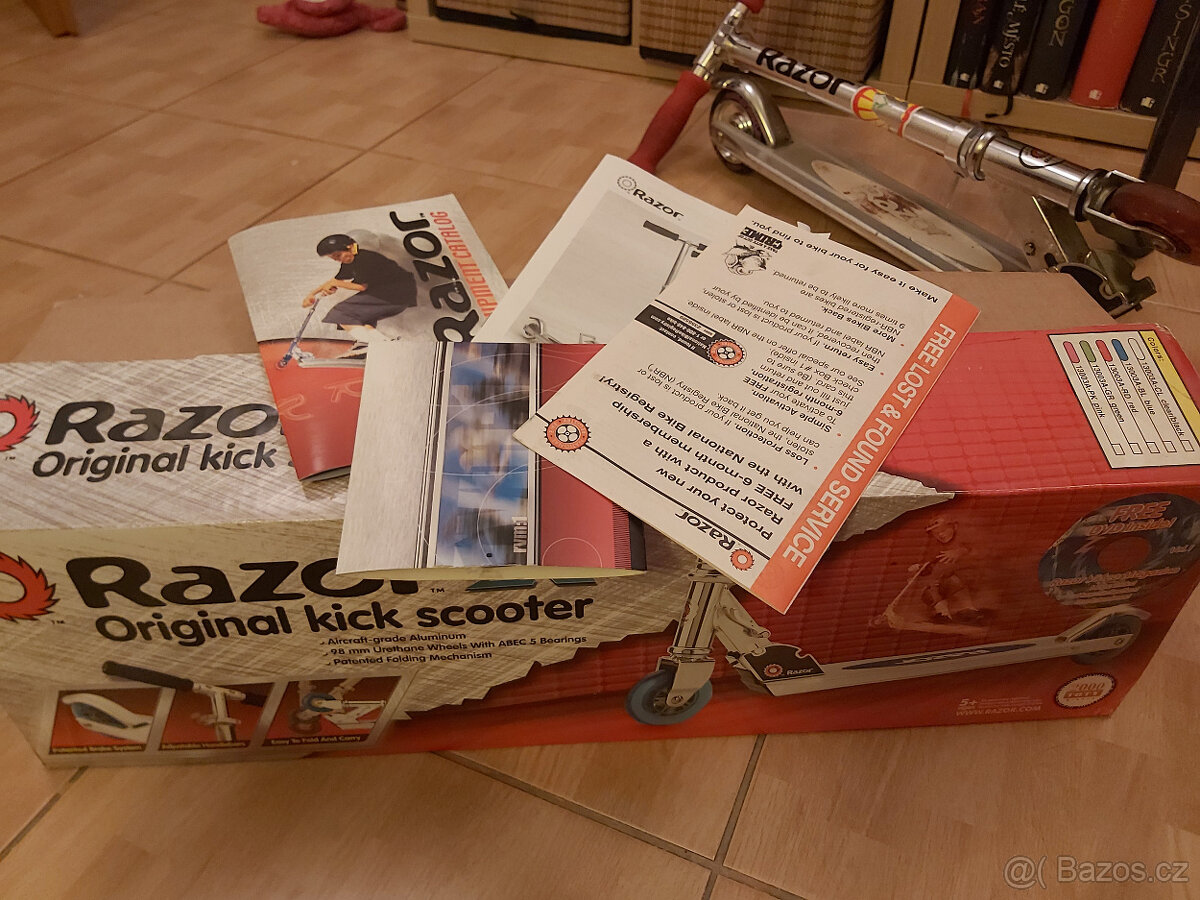 koloběžka Razor - 4