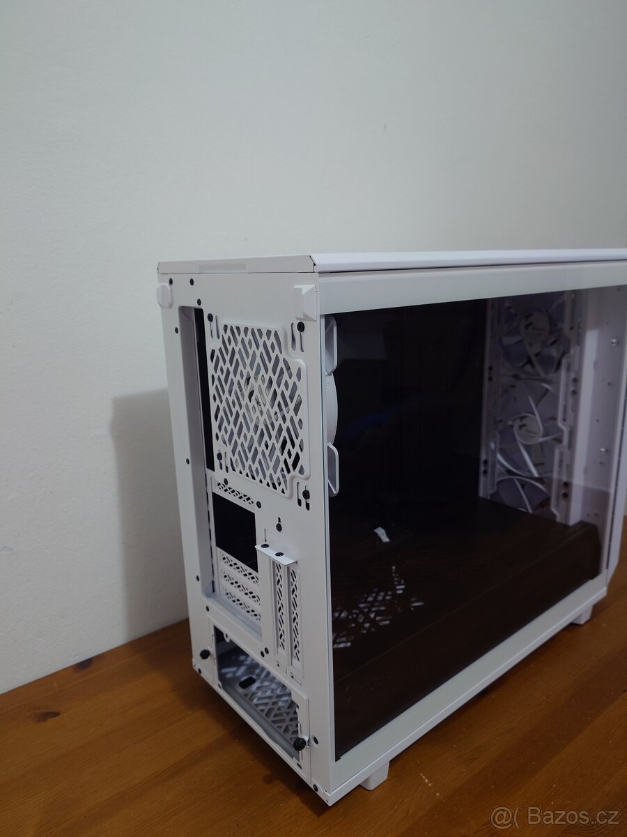 Fractal Design Meshify 2 White TG + 4x RGB fan - 4