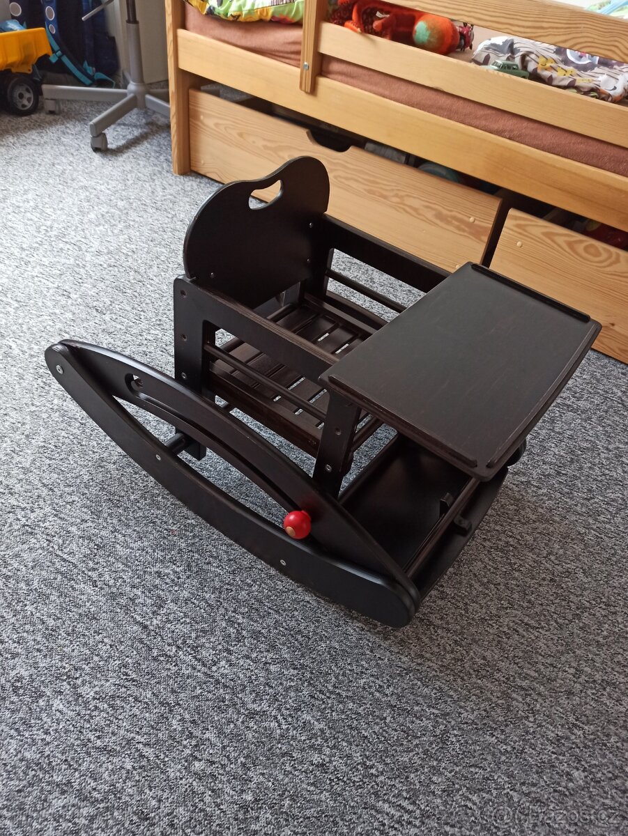 Dětská židlička a houpačka v jednom - 4