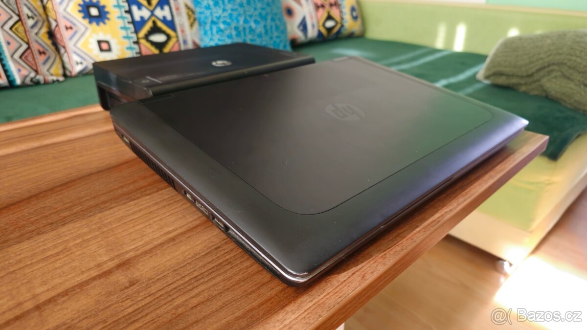 Pracovní stanice HP Zbook 15 G2 + dokovací stanice - 4