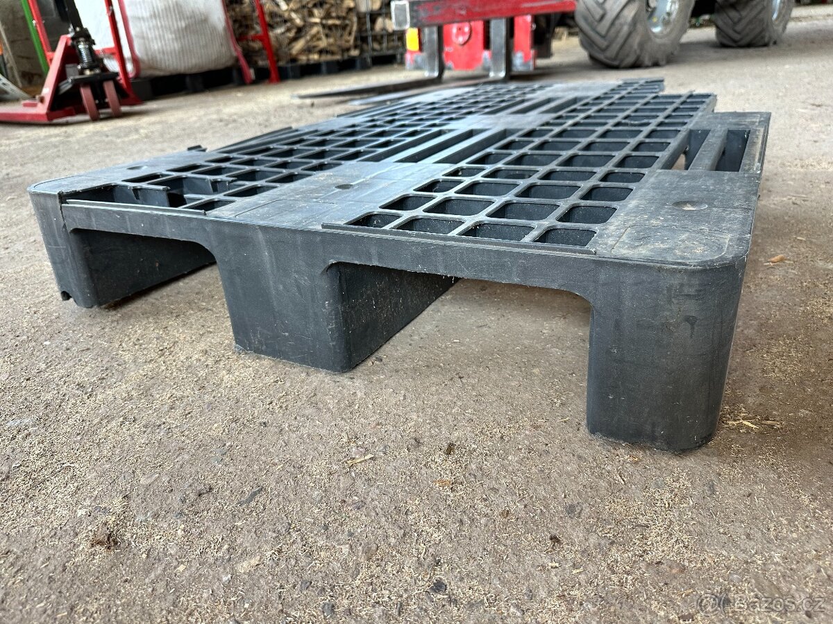 Plastová paleta na zahradní vsakování - 4