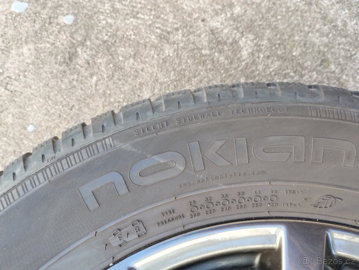 Kola z Mazda cx-3 ,zimní pneu - 4