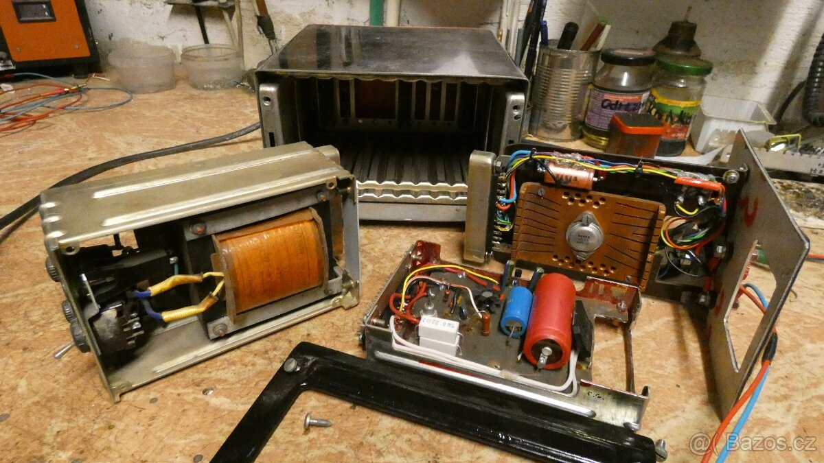 Laboratorní napaječ - 4