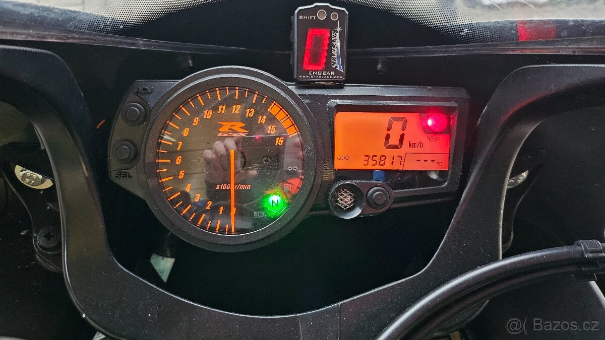 Okruhovka Suzuki GSX-R 750 - 4