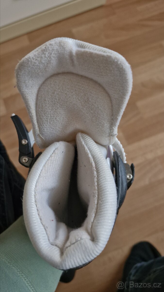 Prodám dětské zimní brusle - 4