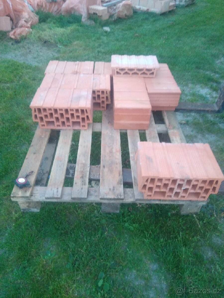 Cihly Heluz, Heluz family - 4