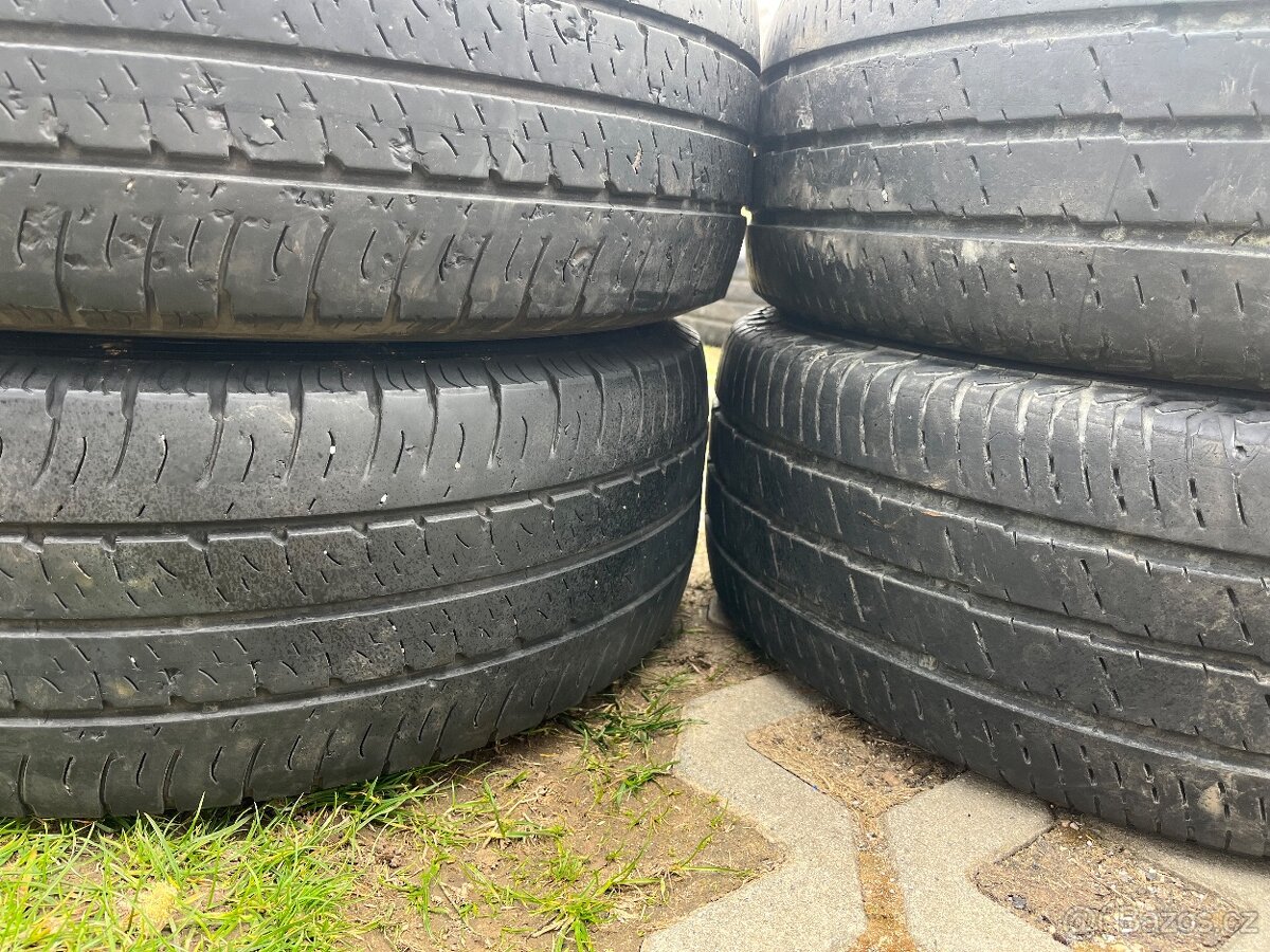 4x letní pneu 215/65/16C - 4