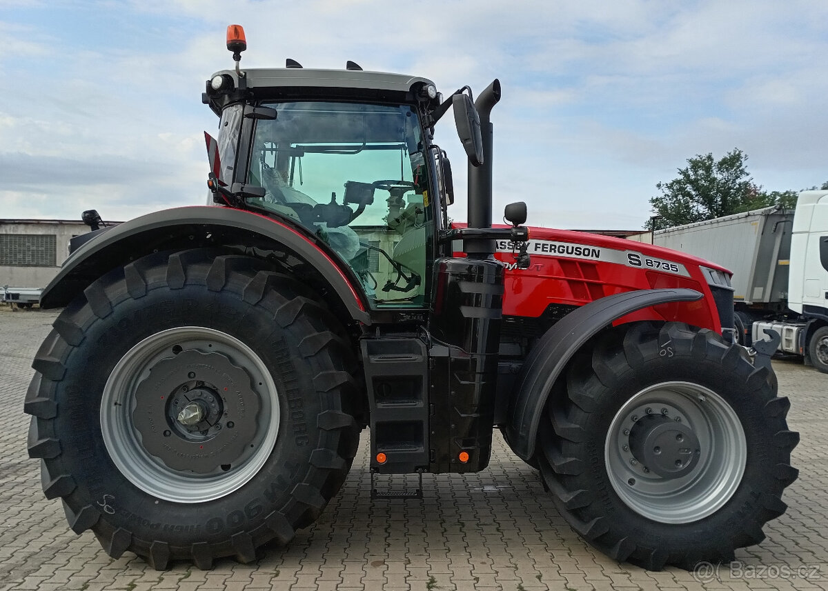 Traktor Massey Ferguson MF 8735S DynaVT S5 EXCLUSIVE - 4