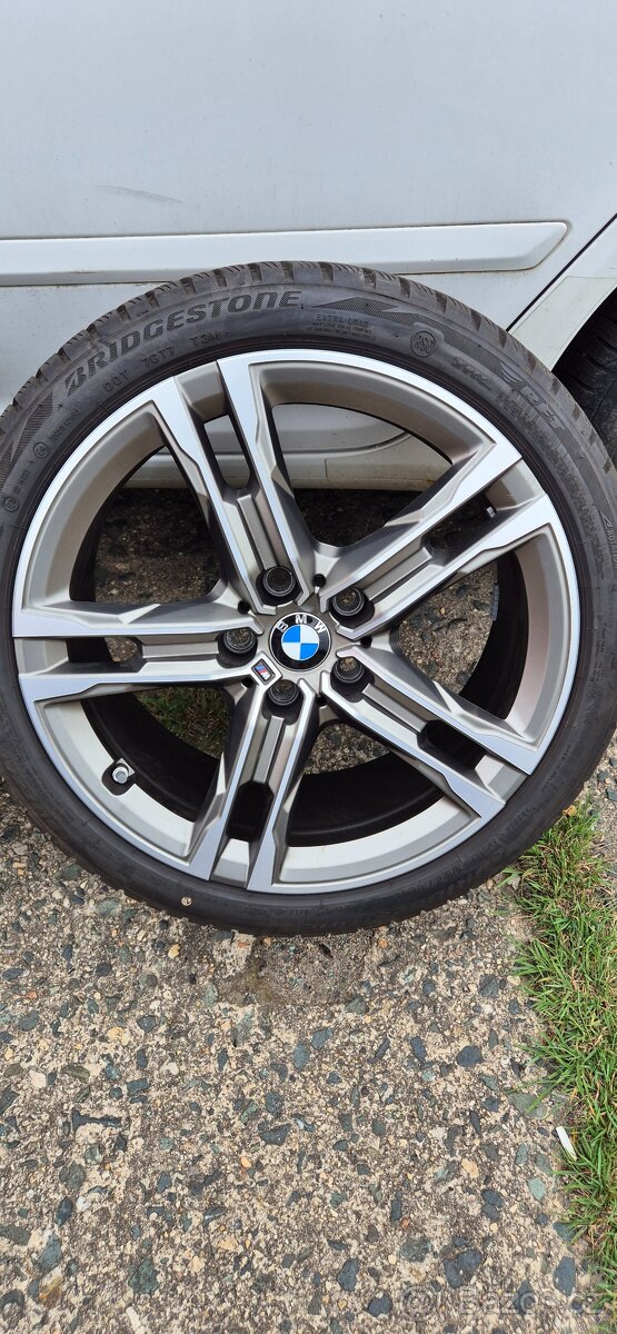BMW F40 F44 M140i – originální sada alu kol 8Jx18 s pneu Bri - 4