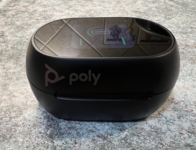 Sluchátka Poly Voyager Free 60+ UC s pouzdrem, Zánovní - 4